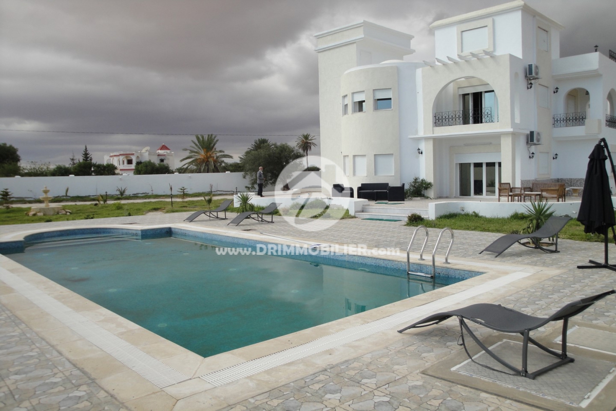 L 79 -                            بيع
                           VIP Villa Djerba